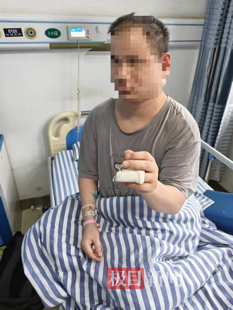 写给“心理咨询师”的遗书：“爸爸，永远爱你”